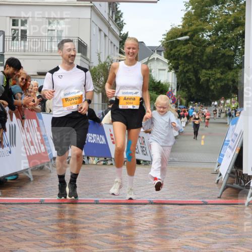 31.08.2025 - 21. Blankeneser Heldenlauf Strokosch-Dieckow http://msf.ph/oto/8703537 31.08.2025 13:04:20 Ziel 5482, 5044 meine-sportfotos.de