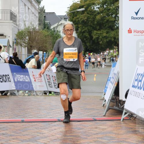 31.08.2025 - 21. Blankeneser Heldenlauf Strokosch-Dieckow http://msf.ph/oto/8703542 31.08.2025 13:03:58 Ziel 5254 meine-sportfotos.de