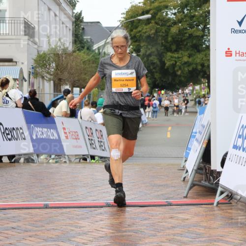 31.08.2025 - 21. Blankeneser Heldenlauf Strokosch-Dieckow http://msf.ph/oto/8703544 31.08.2025 13:03:58 Ziel 5254 meine-sportfotos.de