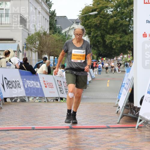 31.08.2025 - 21. Blankeneser Heldenlauf Strokosch-Dieckow http://msf.ph/oto/8703547 31.08.2025 13:03:58 Ziel 5254 meine-sportfotos.de