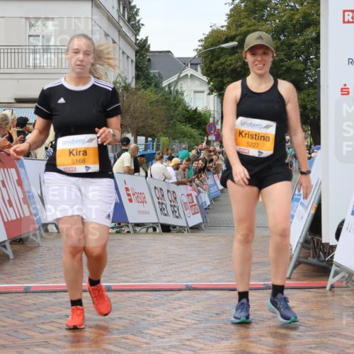 31.08.2025 - 21. Blankeneser Heldenlauf Strokosch-Dieckow http://msf.ph/oto/8703549 31.08.2025 13:03:45 Ziel 5168, 5802, 5227 meine-sportfotos.de