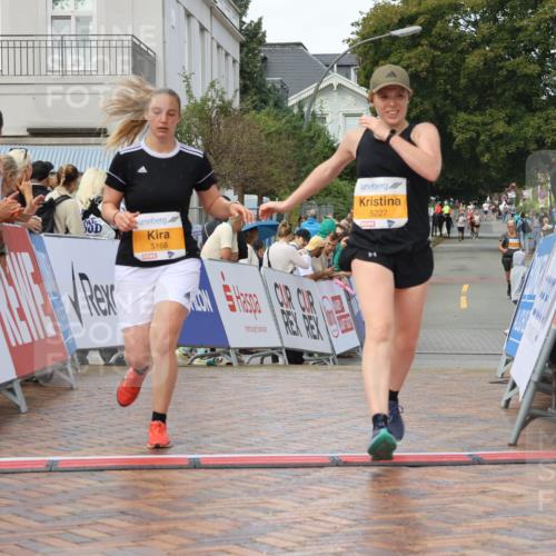 31.08.2025 - 21. Blankeneser Heldenlauf Strokosch-Dieckow http://msf.ph/oto/8703556 31.08.2025 13:03:44 Ziel 5168, 5802, 5227 meine-sportfotos.de