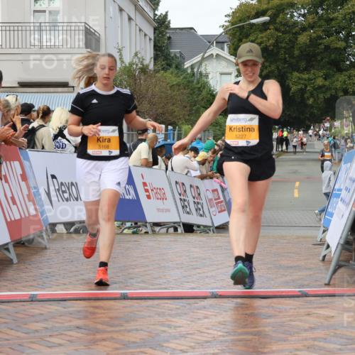 31.08.2025 - 21. Blankeneser Heldenlauf Strokosch-Dieckow http://msf.ph/oto/8703557 31.08.2025 13:03:44 Ziel 5168, 5802, 5227 meine-sportfotos.de