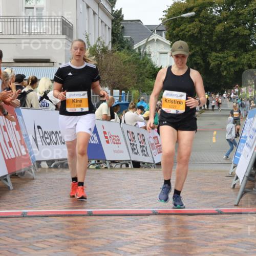 31.08.2025 - 21. Blankeneser Heldenlauf Strokosch-Dieckow http://msf.ph/oto/8703559 31.08.2025 13:03:44 Ziel 5168, 5802, 5227 meine-sportfotos.de