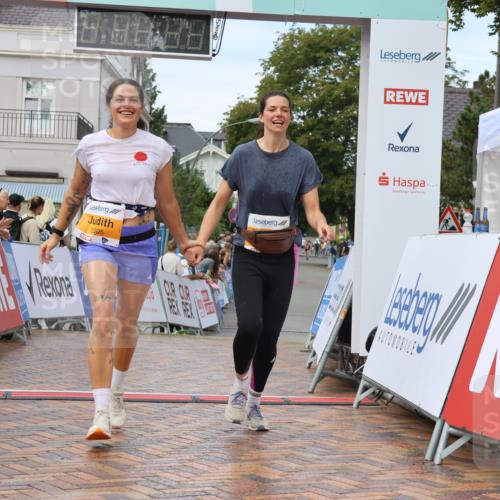 31.08.2025 - 21. Blankeneser Heldenlauf Strokosch-Dieckow http://msf.ph/oto/8703593 31.08.2025 13:03:12 Ziel 5359, 5305, 5038 meine-sportfotos.de