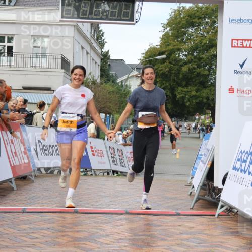 31.08.2025 - 21. Blankeneser Heldenlauf Strokosch-Dieckow http://msf.ph/oto/8703598 31.08.2025 13:03:11 Ziel 5359, 5305, 5038 meine-sportfotos.de