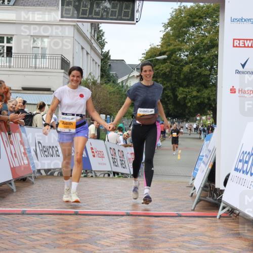 31.08.2025 - 21. Blankeneser Heldenlauf Strokosch-Dieckow http://msf.ph/oto/8703600 31.08.2025 13:03:11 Ziel 5359, 5305, 5038 meine-sportfotos.de