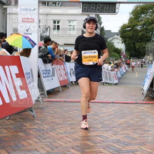 31.08.2025 - 21. Blankeneser Heldenlauf Strokosch-Dieckow http://msf.ph/oto/8703611 31.08.2025 13:02:50 Ziel 5754, 5603 meine-sportfotos.de
