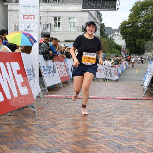 31.08.2025 - 21. Blankeneser Heldenlauf Strokosch-Dieckow http://msf.ph/oto/8703616 31.08.2025 13:02:49 Ziel 5754, 5603 meine-sportfotos.de