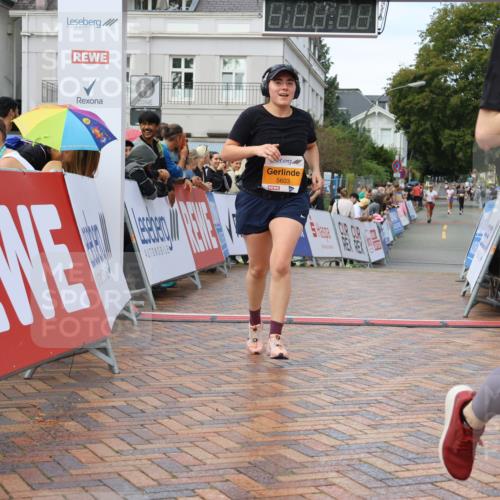 31.08.2025 - 21. Blankeneser Heldenlauf Strokosch-Dieckow http://msf.ph/oto/8703619 31.08.2025 13:02:49 Ziel 5754, 5603 meine-sportfotos.de