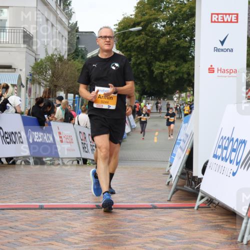 31.08.2025 - 21. Blankeneser Heldenlauf Strokosch-Dieckow http://msf.ph/oto/8703640 31.08.2025 13:02:36 Ziel 5244, 5841 meine-sportfotos.de