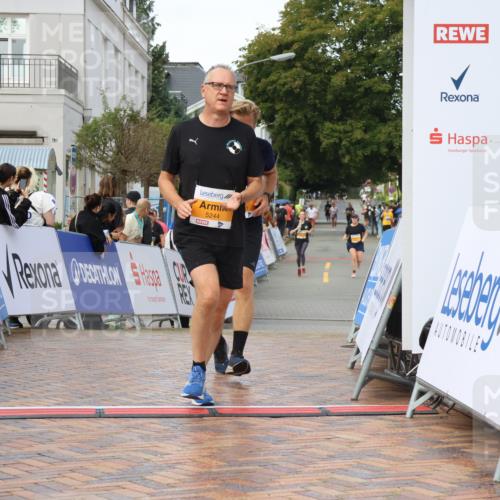 31.08.2025 - 21. Blankeneser Heldenlauf Strokosch-Dieckow http://msf.ph/oto/8703642 31.08.2025 13:02:36 Ziel 5244, 5841 meine-sportfotos.de