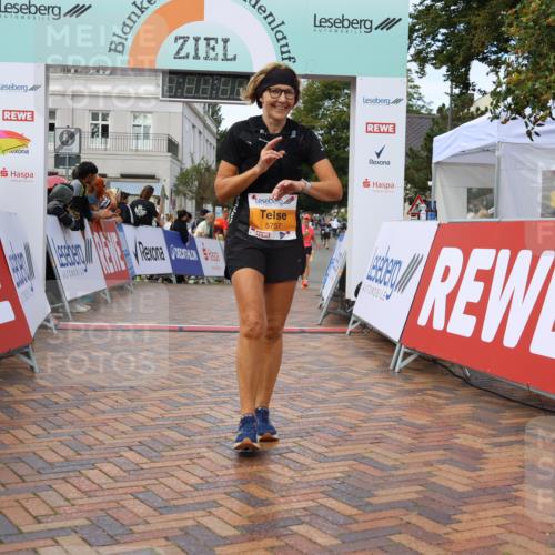 31.08.2025 - 21. Blankeneser Heldenlauf Strokosch-Dieckow http://msf.ph/oto/8703681 31.08.2025 13:02:03 Ziel 5766, 5757, 5064, 5100, 5069 meine-sportfotos.de