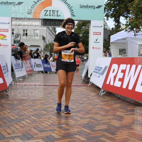 31.08.2025 - 21. Blankeneser Heldenlauf Strokosch-Dieckow http://msf.ph/oto/8703682 31.08.2025 13:02:03 Ziel 5766, 5757, 5064, 5100, 5069 meine-sportfotos.de