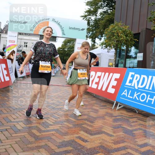 31.08.2025 - 21. Blankeneser Heldenlauf Strokosch-Dieckow http://msf.ph/oto/8703694 31.08.2025 13:01:59 Ziel 5325, 5757, 5612, 5064, 5100, 5069 meine-sportfotos.de