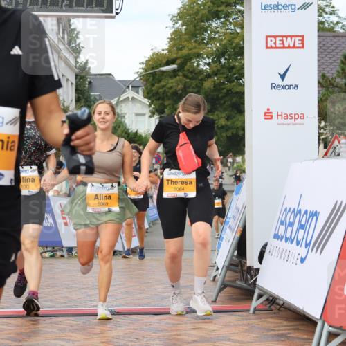 31.08.2025 - 21. Blankeneser Heldenlauf Strokosch-Dieckow http://msf.ph/oto/8703698 31.08.2025 13:01:57 Ziel 5325, 5757, 5612, 5064, 5100, 5069 meine-sportfotos.de