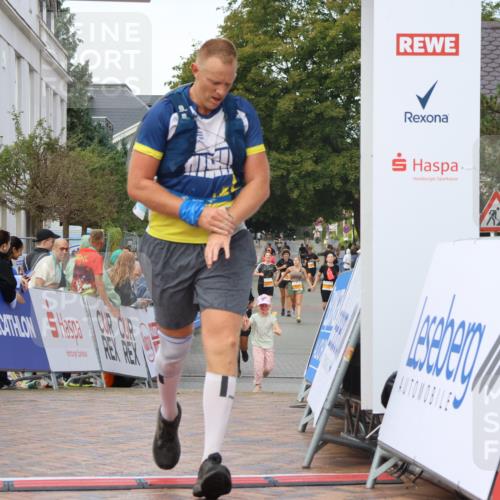 31.08.2025 - 21. Blankeneser Heldenlauf Strokosch-Dieckow http://msf.ph/oto/8703738 31.08.2025 13:01:46 Ziel 4307 meine-sportfotos.de