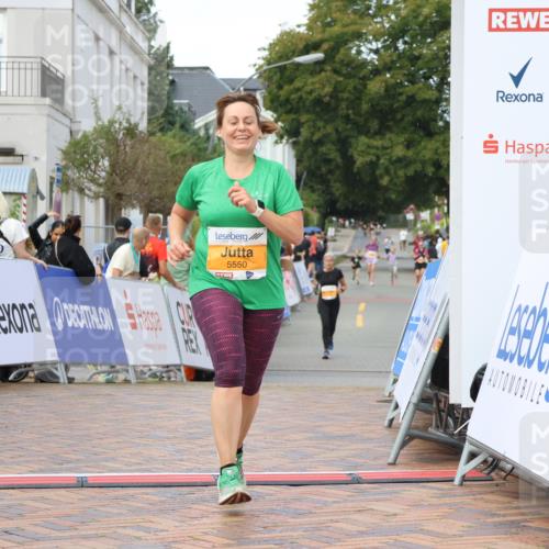 31.08.2025 - 21. Blankeneser Heldenlauf Strokosch-Dieckow http://msf.ph/oto/8703809 31.08.2025 13:00:43 Ziel 5550 meine-sportfotos.de