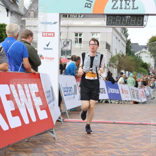 31.08.2025 - 21. Blankeneser Heldenlauf Strokosch-Dieckow http://msf.ph/oto/8703816 31.08.2025 13:00:33 Ziel 5062 meine-sportfotos.de