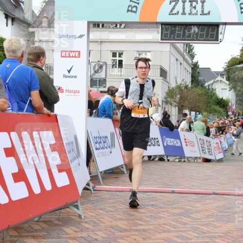 31.08.2025 - 21. Blankeneser Heldenlauf Strokosch-Dieckow http://msf.ph/oto/8703818 31.08.2025 13:00:33 Ziel 5062 meine-sportfotos.de