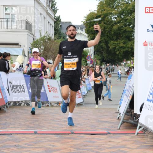 31.08.2025 - 21. Blankeneser Heldenlauf Strokosch-Dieckow http://msf.ph/oto/8703852 31.08.2025 12:59:59 Ziel 5764, 5256, 5142, 5233 meine-sportfotos.de