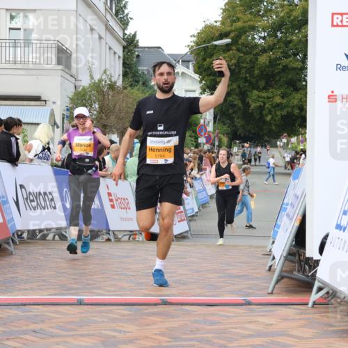 31.08.2025 - 21. Blankeneser Heldenlauf Strokosch-Dieckow http://msf.ph/oto/8703853 31.08.2025 12:59:59 Ziel 5764, 5256, 5142, 5233 meine-sportfotos.de