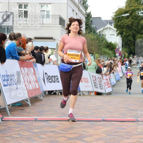 31.08.2025 - 21. Blankeneser Heldenlauf Strokosch-Dieckow http://msf.ph/oto/8703865 31.08.2025 12:59:53 Ziel 5256, 5601 meine-sportfotos.de