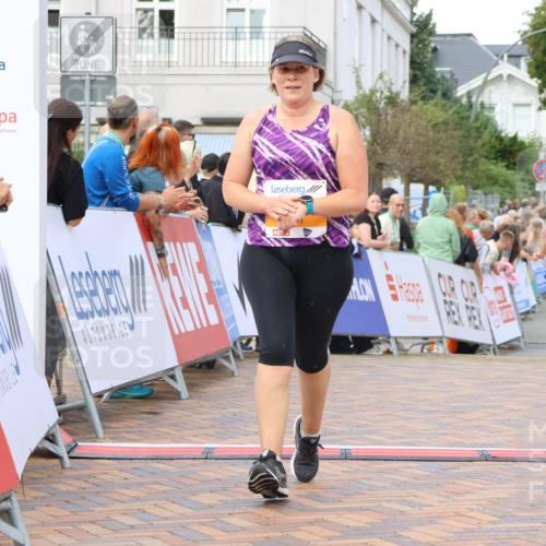 31.08.2025 - 21. Blankeneser Heldenlauf Strokosch-Dieckow http://msf.ph/oto/8703873 31.08.2025 12:59:48 Ziel 5127, 5601 meine-sportfotos.de