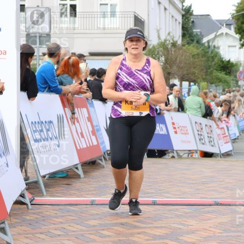31.08.2025 - 21. Blankeneser Heldenlauf Strokosch-Dieckow http://msf.ph/oto/8703875 31.08.2025 12:59:47 Ziel 5127, 5601 meine-sportfotos.de