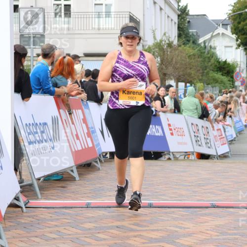 31.08.2025 - 21. Blankeneser Heldenlauf Strokosch-Dieckow http://msf.ph/oto/8703878 31.08.2025 12:59:47 Ziel 5127, 5601 meine-sportfotos.de