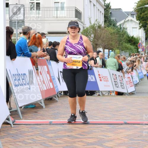 31.08.2025 - 21. Blankeneser Heldenlauf Strokosch-Dieckow http://msf.ph/oto/8703880 31.08.2025 12:59:47 Ziel 5127, 5601 meine-sportfotos.de
