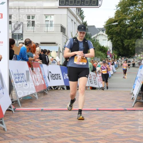 31.08.2025 - 21. Blankeneser Heldenlauf Strokosch-Dieckow http://msf.ph/oto/8703887 31.08.2025 12:59:42 Ziel 5127 meine-sportfotos.de
