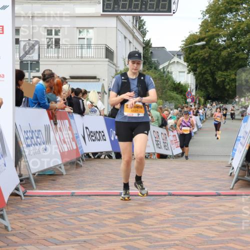 31.08.2025 - 21. Blankeneser Heldenlauf Strokosch-Dieckow http://msf.ph/oto/8703890 31.08.2025 12:59:41 Ziel 5127 meine-sportfotos.de