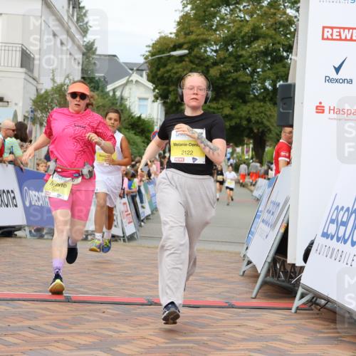 31.08.2025 - 21. Blankeneser Heldenlauf Strokosch-Dieckow http://msf.ph/oto/8704055 31.08.2025 10:33:03 Ziel 2104, 2129, 2130, 2128, 2122, 2337, 2695, 2694, 2464, 2658 meine-sportfotos.de