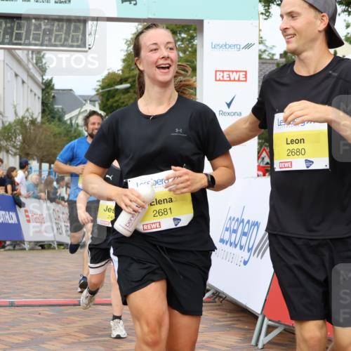 31.08.2025 - 21. Blankeneser Heldenlauf Strokosch-Dieckow http://msf.ph/oto/8704076 31.08.2025 10:32:43 Ziel 2681, 2680, 2256, 2257, 2404, 2405, 2323, 2582, 2580, 2201 meine-sportfotos.de