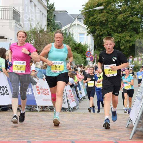 31.08.2025 - 21. Blankeneser Heldenlauf Strokosch-Dieckow http://msf.ph/oto/8704277 31.08.2025 10:30:51 Ziel 2179, 2594, 2376, 2279, 2168, 2600, 2206, 2309, 2310 meine-sportfotos.de