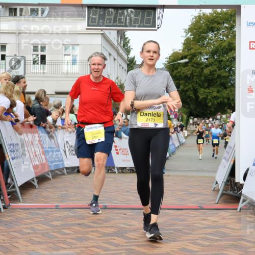 31.08.2025 - 21. Blankeneser Heldenlauf Strokosch-Dieckow http://msf.ph/oto/8704511 31.08.2025 10:28:33 Ziel 2249, 2173, 2727, 2351 meine-sportfotos.de