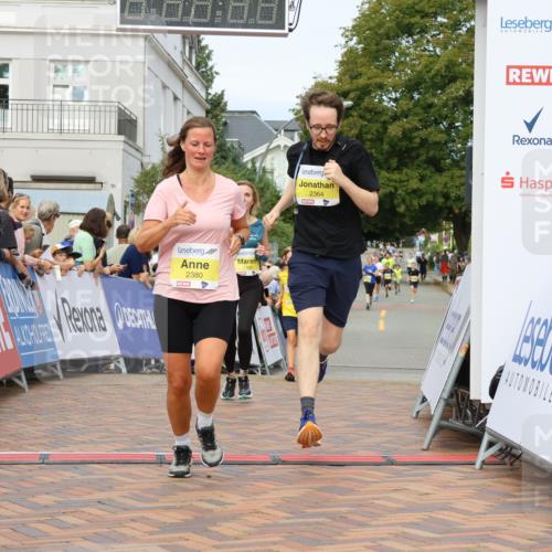 31.08.2025 - 21. Blankeneser Heldenlauf Strokosch-Dieckow http://msf.ph/oto/8704694 31.08.2025 10:26:56 Ziel 2364, 2749, 2478, 2468, 2393, 2380 meine-sportfotos.de