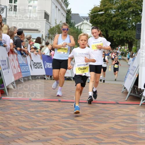 31.08.2025 - 21. Blankeneser Heldenlauf Strokosch-Dieckow http://msf.ph/oto/8704872 31.08.2025 10:25:10 Ziel 2641, 2357, 2183, 2717, 2285, 2286, 2331, 2053, 2359, 2661 meine-sportfotos.de