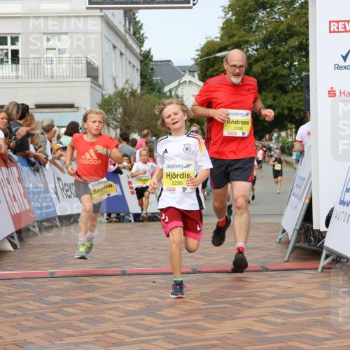 31.08.2025 - 21. Blankeneser Heldenlauf Strokosch-Dieckow http://msf.ph/oto/8704881 31.08.2025 10:25:07 Ziel 2357, 2183, 2717, 2285, 2286, 2331, 2359, 2661 meine-sportfotos.de