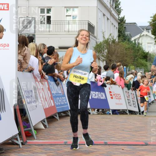 31.08.2025 - 21. Blankeneser Heldenlauf Strokosch-Dieckow http://msf.ph/oto/8704893 31.08.2025 10:25:04 Ziel 2398, 2183, 2384, 2717, 2285, 2286, 2331 meine-sportfotos.de