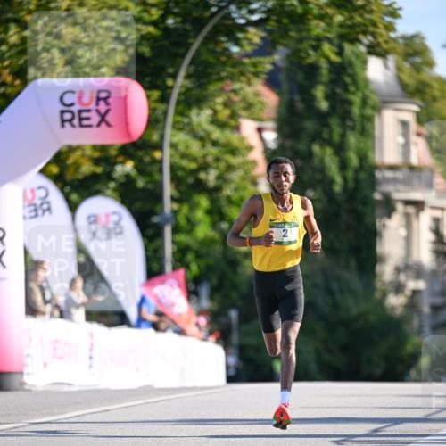 07.09.2025 - BARMER Alsterlauf Dr. Thomas Lammeyer http://msf.ph/oto/8704912 07.09.2025 09:16:52 Laufen 2 meine-sportfotos.de
