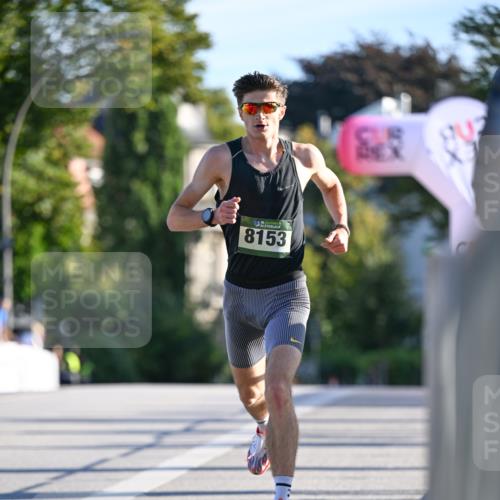 07.09.2025 - BARMER Alsterlauf Dr. Thomas Lammeyer http://msf.ph/oto/8705040 07.09.2025 09:18:05 Laufen 8153 meine-sportfotos.de