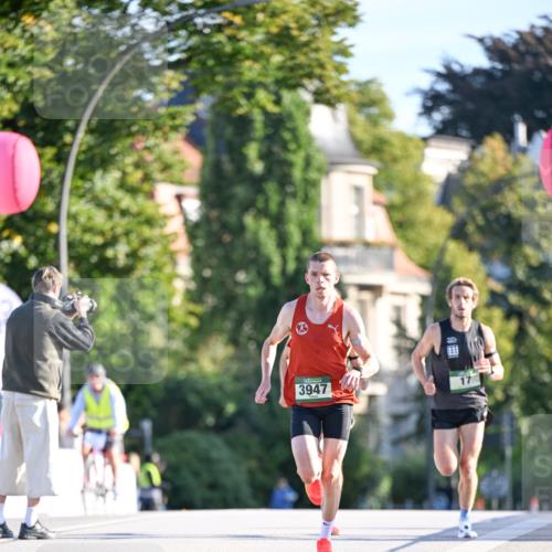 07.09.2025 - BARMER Alsterlauf Dr. Thomas Lammeyer http://msf.ph/oto/8705067 07.09.2025 09:18:49 Laufen 3947 meine-sportfotos.de