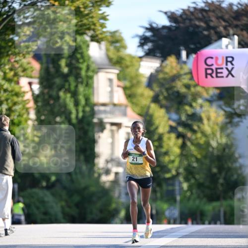07.09.2025 - BARMER Alsterlauf Dr. Thomas Lammeyer http://msf.ph/oto/8705094 07.09.2025 09:18:56 Laufen 21 meine-sportfotos.de