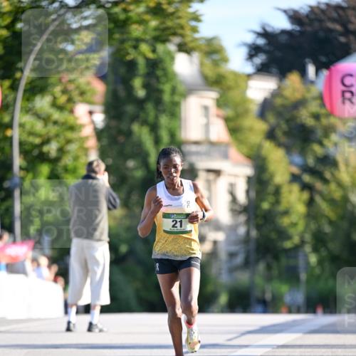 07.09.2025 - BARMER Alsterlauf Dr. Thomas Lammeyer http://msf.ph/oto/8705105 07.09.2025 09:18:58 Laufen 21 meine-sportfotos.de