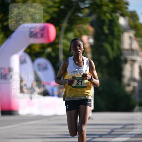 07.09.2025 - BARMER Alsterlauf Dr. Thomas Lammeyer http://msf.ph/oto/8705115 07.09.2025 09:18:59 Laufen 2, 0, 21 meine-sportfotos.de