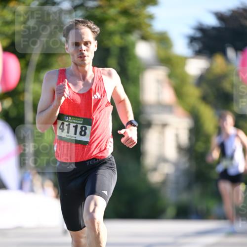 07.09.2025 - BARMER Alsterlauf Dr. Thomas Lammeyer http://msf.ph/oto/8705149 07.09.2025 09:19:10 Laufen 36, 4118 meine-sportfotos.de