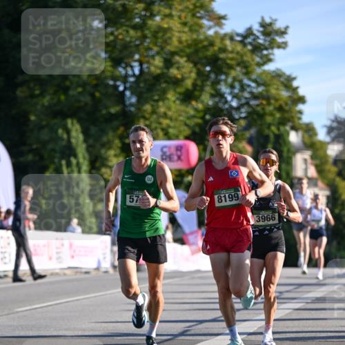 07.09.2025 - BARMER Alsterlauf Dr. Thomas Lammeyer http://msf.ph/oto/8705273 07.09.2025 09:20:04 Laufen 57, 8199, 3966 meine-sportfotos.de