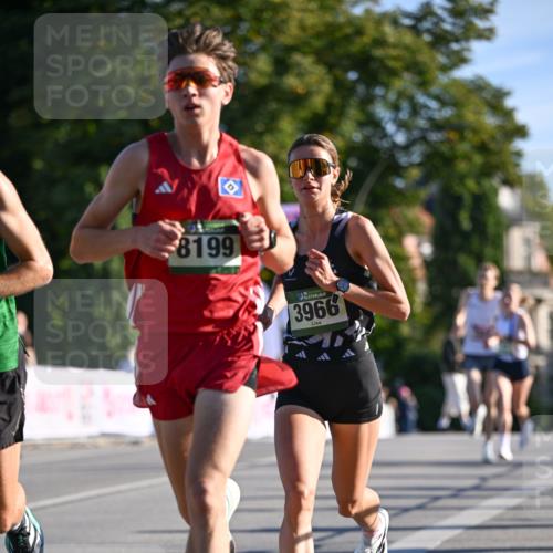 07.09.2025 - BARMER Alsterlauf Dr. Thomas Lammeyer http://msf.ph/oto/8705277 07.09.2025 09:20:05 Laufen 8199, 3966 meine-sportfotos.de